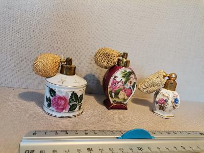 Lot de 3 flacons parfum en porcelaine