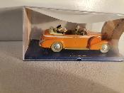 Voiture collection Tintin capitain Haddock orange