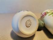 Lot de 4 flacons parfum en porcelaine